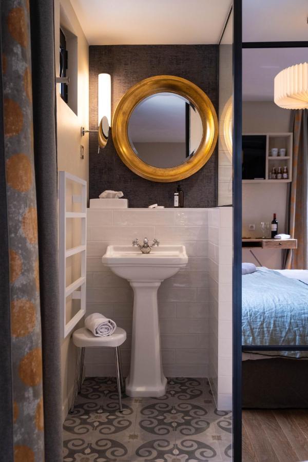 Les Demeures De Varennes, Bw Signature Collection 4*