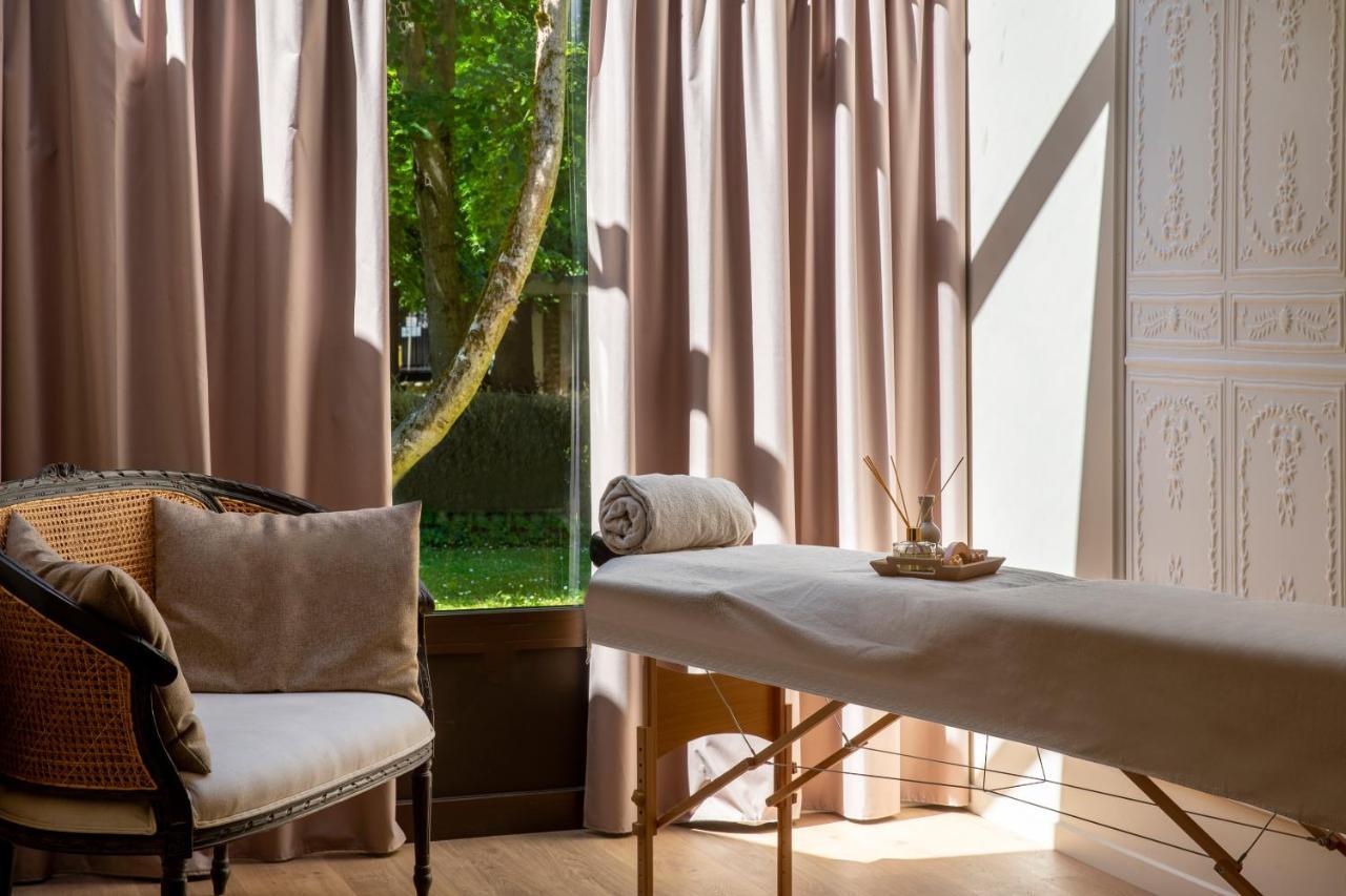 Hotel Les Demeures De Varennes, Bw Signature Collection 4*