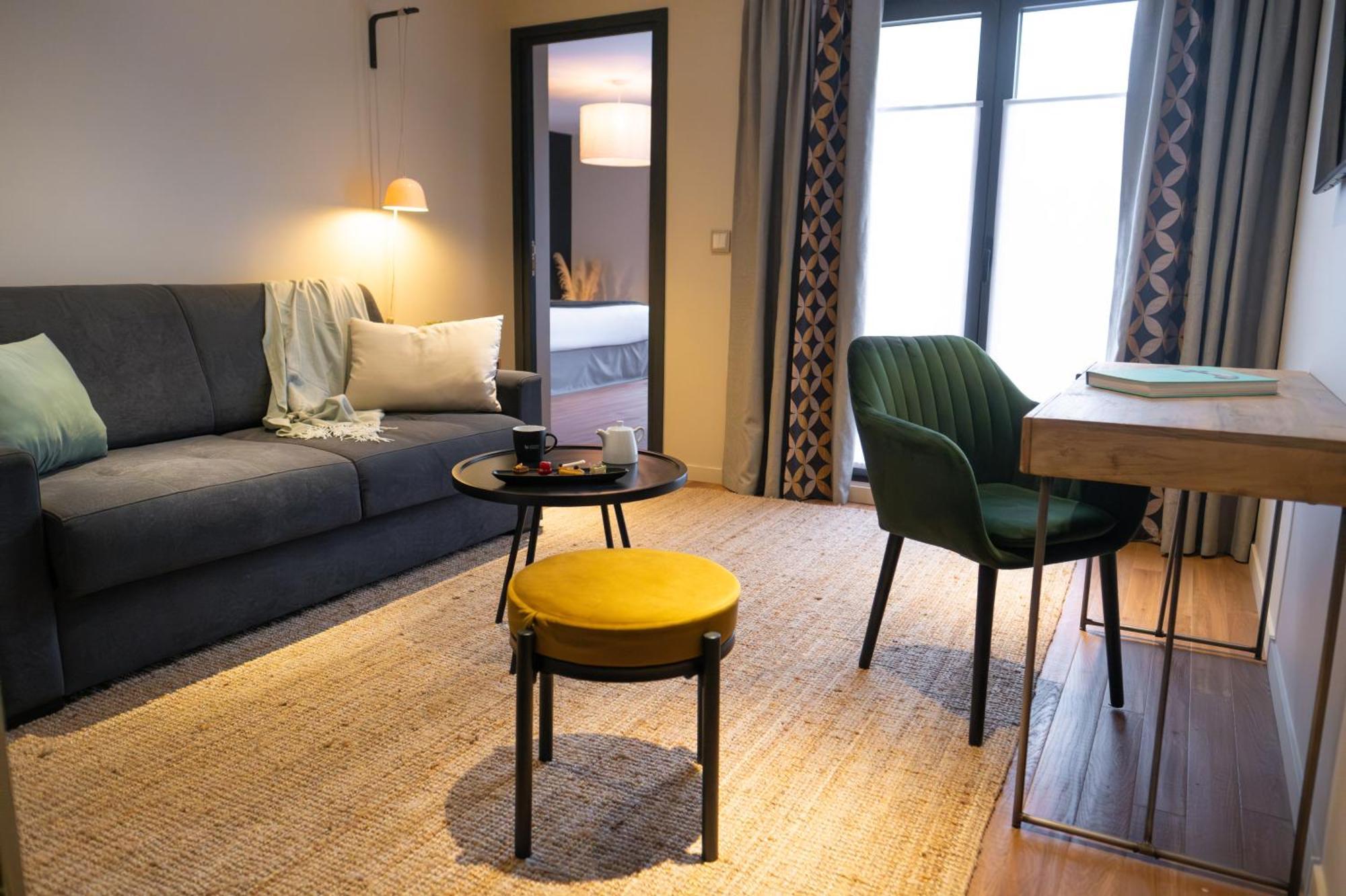 Les Demeures De Varennes, Bw Signature Collection 4*